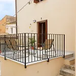 La Carbonaia In Affittacamere 3*