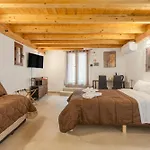 La Carbonaia In Guest house