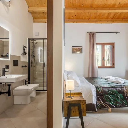 Pensión La Carbonaia In 3*