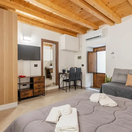 La Carbonaia In Pensión 3*