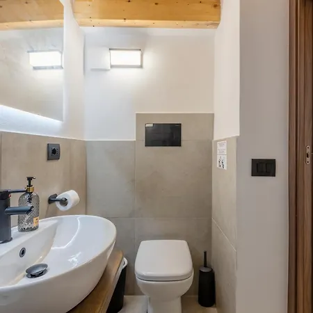 Pensión La Carbonaia In 3*